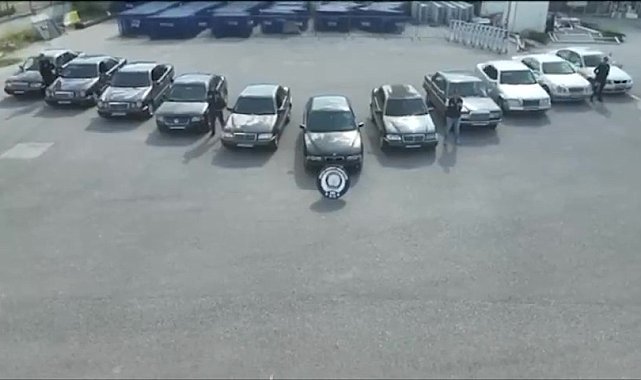 Kazalı lüks araçları change işlemiyle piyasaya süren şebeke çökertildi