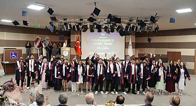 KBÜ'de mezuniyet coşkusu sürüyor: Orman mühendisleri, sosyal bilimciler ve diş hekimleri diplomalarını aldı