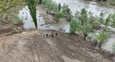 Kelkit Çayı'nda kaybolan kız 31 gündür aranıyor