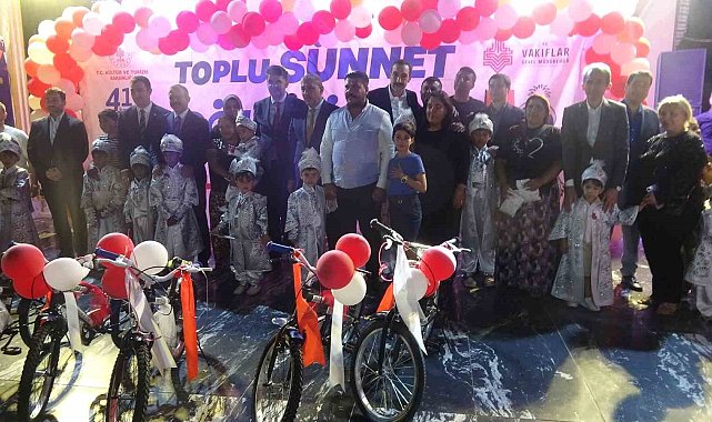 Kilis'te geleneksel sünnet şöleni: 25 çocuk sünnet oldu