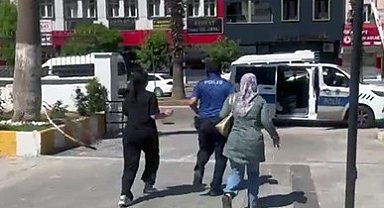 Kimliğini unutan öğrenciye polis yardım etti