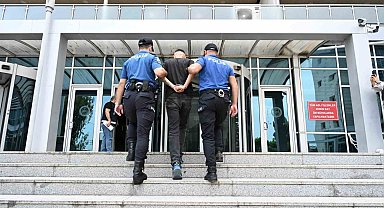 Kırmızı bültenle aranan hükümlü havalimanında yakalandı
