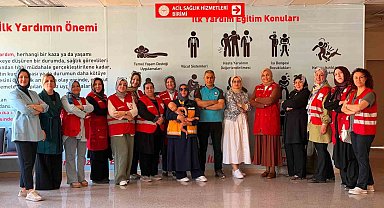 Kızılay ekiplerine temel ilk yardım eğitimi verildi