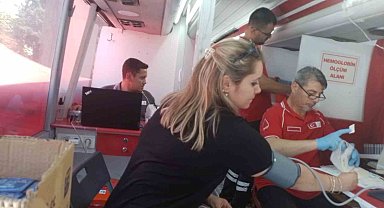 Kızılay'dan sıcaklara karşı akşam mesaisi