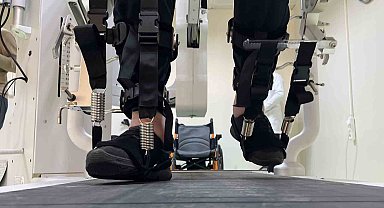 Konya'da felç hastalar için yürüme robotu kapasitesi arttı