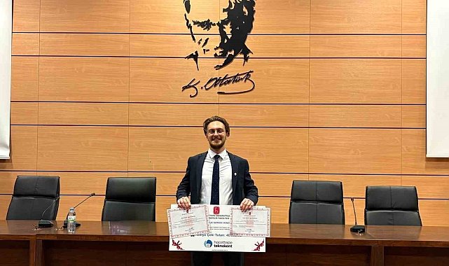 Kuşadalı genç bilim insanından gururlandıran başarı