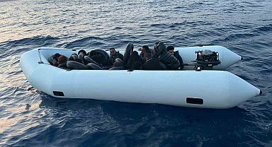 Kuşadası'nda 18 düzensiz göçmen kurtarıldı