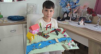 Kütahya'da 3. sınıf öğrencisi Göktuğ Okayay'ın dikkat çeken "Doğal Yaşam" maketi