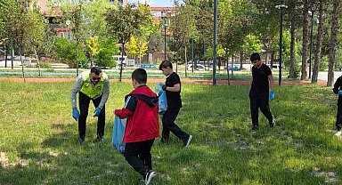 Kütahya'da ortaokul öğrencilerinden çevreye örnek etkinlik