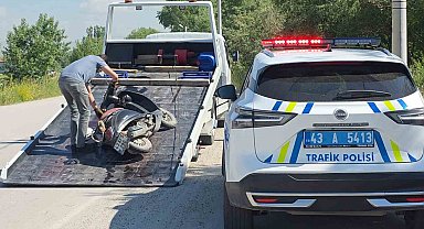 Kütahya'da otomobil ile motosiklet çarpıştı, sürücü ağır yaralandı