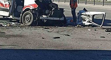 Kütahya'da trafik kazası: 1 ölü, 4 yaralı