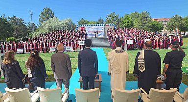 Kütahya'dan sağlık ordusuna 541 yeni mezun