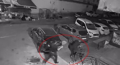 Lastik ve kriko hırsızlığı kameraya yansıdı