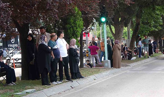 LGS heyecanı: Umutlar okul kapılarında