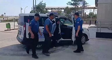 LGS'de geç kalan öğrencilerin yardımına polis yetişti