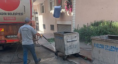 lkadım'da temizlik çalışmaları sürüyor