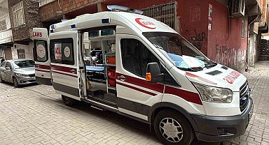 Mahalle sakinleri kokudan şüphelendi, yalnız yaşayan adam evinde ölü bulundu