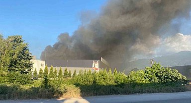 Makine parçası üreten fabrikada yangın