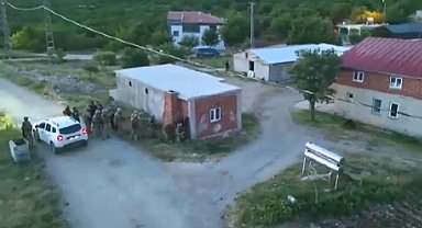 Malatya'da, JASAT operasyonunda 2 firari yakalandı