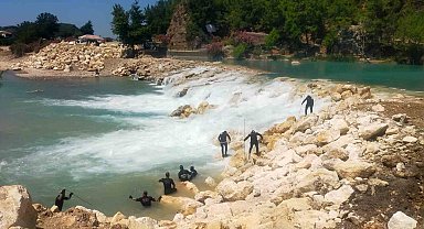 Manavgat'ta çayda kaybolan genç 13 gündür aranıyor