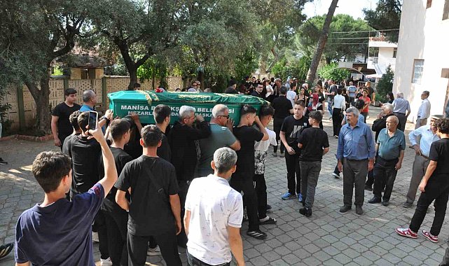 Manisa, 15 yaşındaki Erdem Demir'e ağladı
