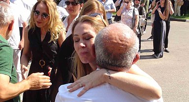 Manisa'da Ferdi Zeyrek vefatının birinci yılında anıldı