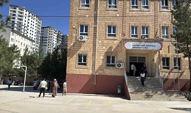 Mardin'de YKS'nin ilk oturumu başladı