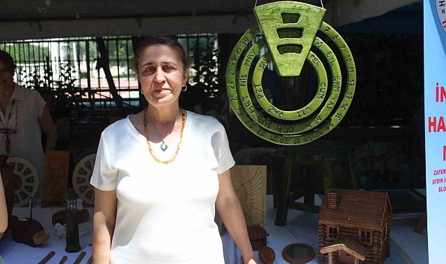 Maya takvimini andıran ahşap eser ilgi odağı oldu