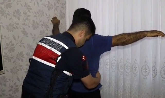 Mersin merkezli terör operasyonunda 2 şüpheli tutuklandı