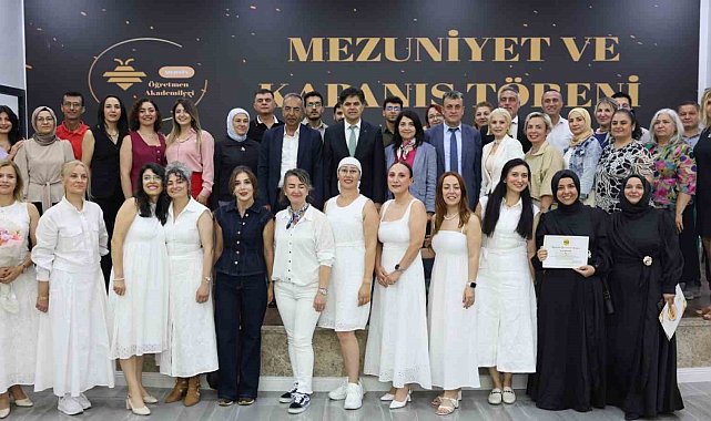 Mersin Öğretmen Akademileri yıl sonu programıyla tamamlandı