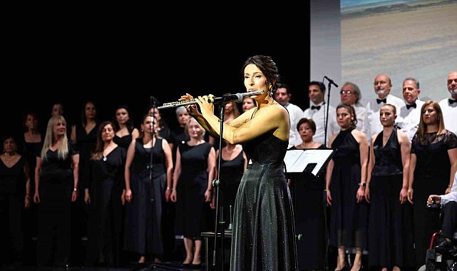 Mersin'de Sivil Toplumun Sesi Korosu sanatseverlerle buluştu