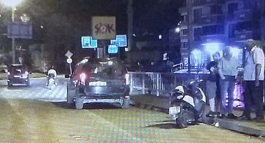 Motosiklet ile otomobil çarpıştı: 1 yaralı