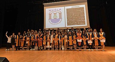 MSKÜ Fen Fakültesi'nde mezuniyet heyecanı