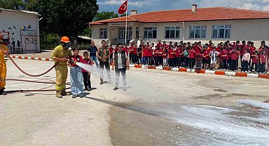 Muğla'da öğrencilere orman yangını tatbikatı yapıldı