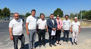 Muhtarlardan karayollarına refüj tepkisi