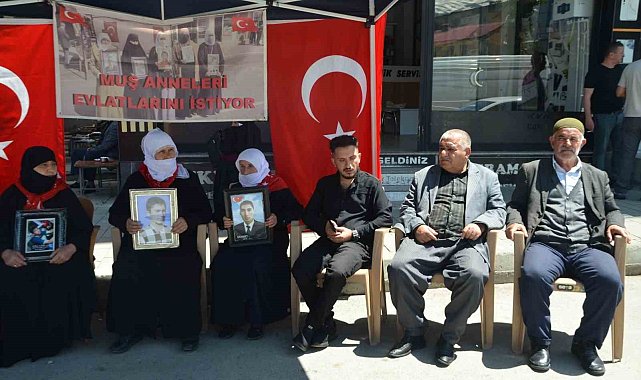 Muşlu ailelerden çocuklarına 'teslim ol' çağrısı