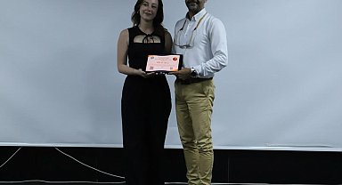 NÖHÜ İletişim Fakültesi ve Sanat Kulübü'ndeki bir yıllık emek belge töreniyle taçlandı