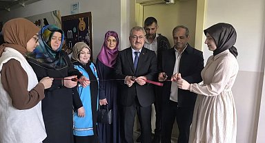 Öğrenciler istedi, okul mescidi yenilendi