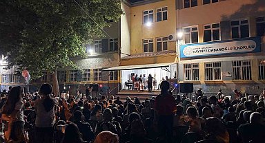 Öğrenciler yerine bu kez veliler yarıştı