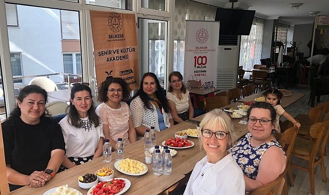 Öğretmenlere "Peynir-Zeytin-Ekmek Tadım Etkinliği"