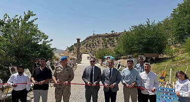 Ortaokulu öğrencilerinin yıl sonu resim sergisi Cendere Köprüsü'nde açıldı