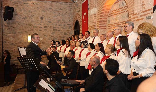 Osmangazi'de türküler gönüllere işlendi