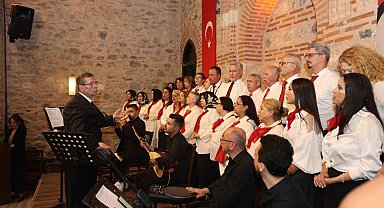 Osmangazi'de türküler gönüllere işlendi