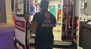 Otomobilin çarptığı yaya yaralandı