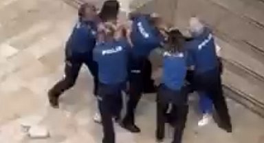 Polisin önünde kadın kavgası