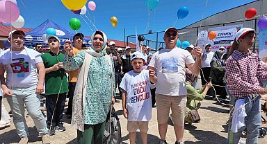 Rize'de balonlar 9 yaşında lösemiden kurtulan Egemen için uçtu