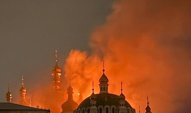 Rusya, Ukrayna'ya saldırdı: 5'i kurtarma görevlisi 9 ölü