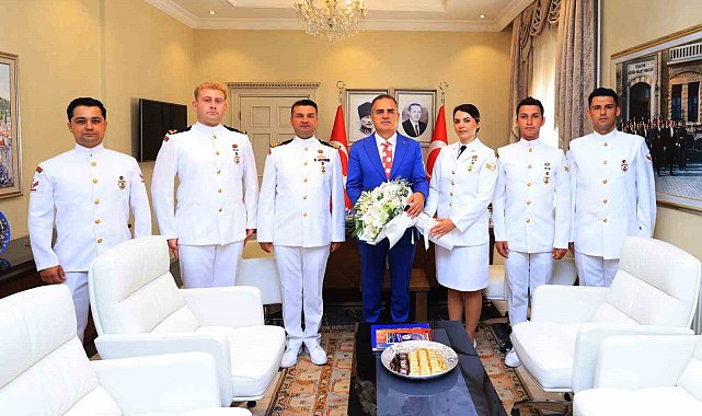 Sahil Güvenlik komutanından Vali Akbıyık'a ziyaret