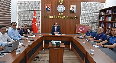 Salihli'de metruk binalara geçit yok