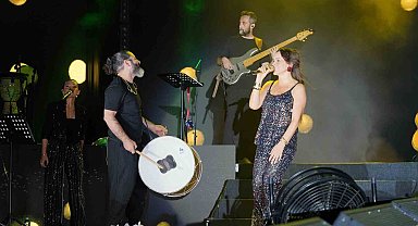 Samsun'da Bengü konseri